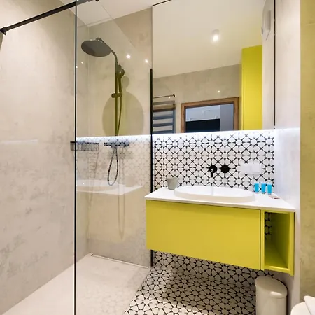 Wilenska Express Chic By Bookinghost