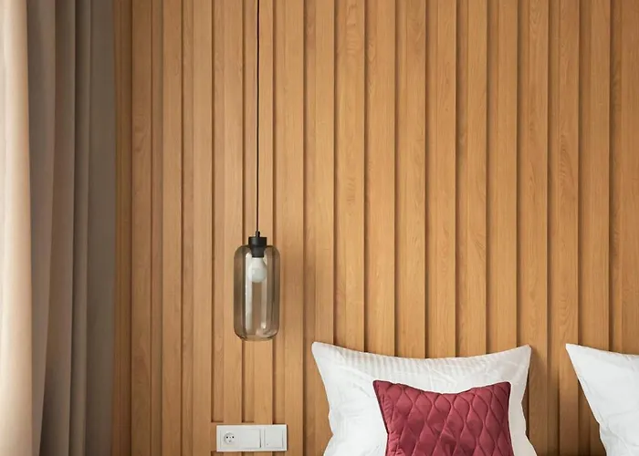 Wilenska Express Chic By Bookinghost