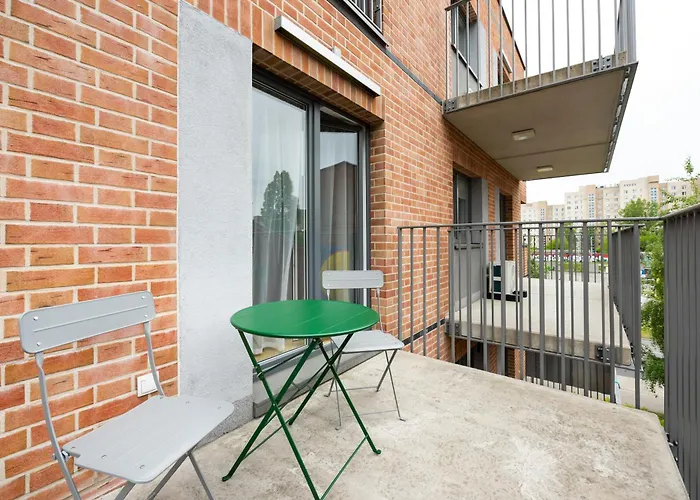 Wilenska Express Chic By Bookinghost