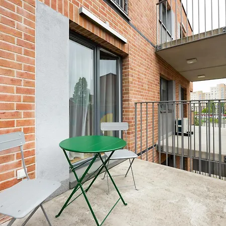 Wilenska Express Chic By Bookinghost